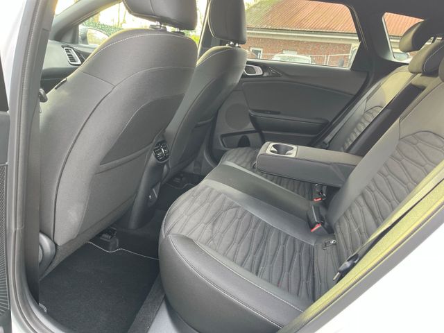 Ceed_sw 1.5T / UPE: 38.065,- € / GT-LINE TECH BT