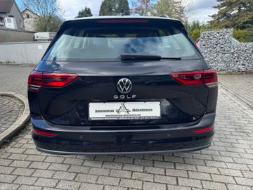 Volkswagen Golf - 6