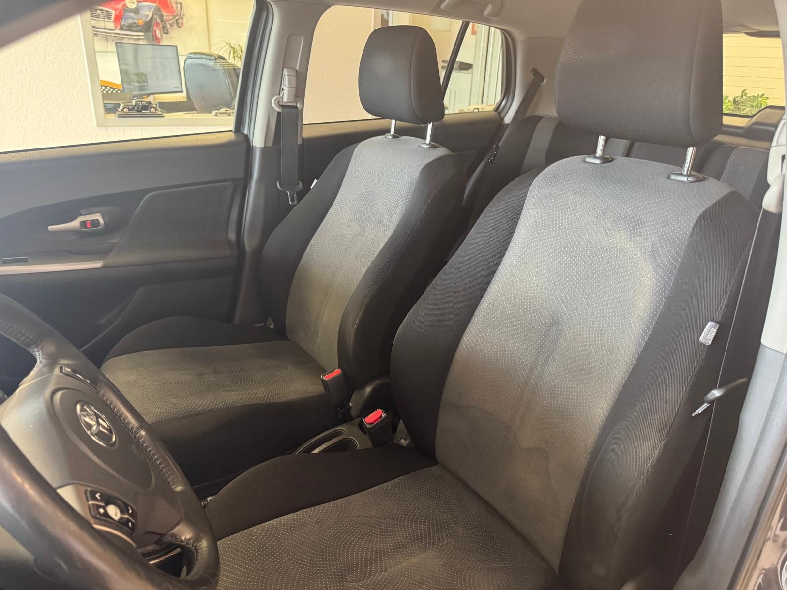 Fahrzeugabbildung Toyota Urban Cruiser/ NAVI/KLIMA/1.HAND/STANDHEIZUNG