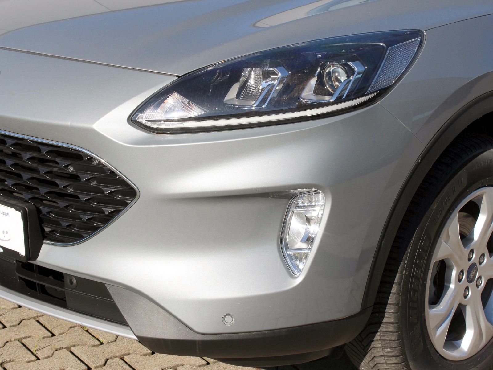 Fahrzeugabbildung Ford Kuga Plug-In Hybrid Cool & Connect 2,5 Duratec