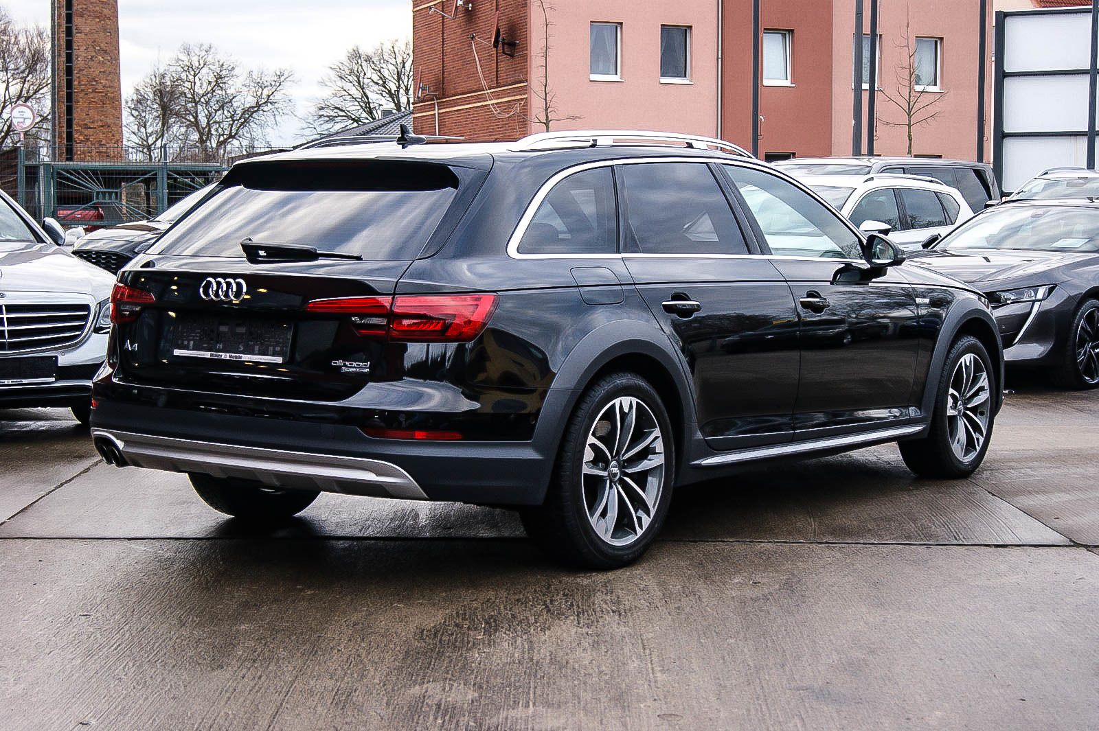 Fahrzeugabbildung Audi A4 Allroad 30 TDI quattro MATRIX HEADUP PANORAMA