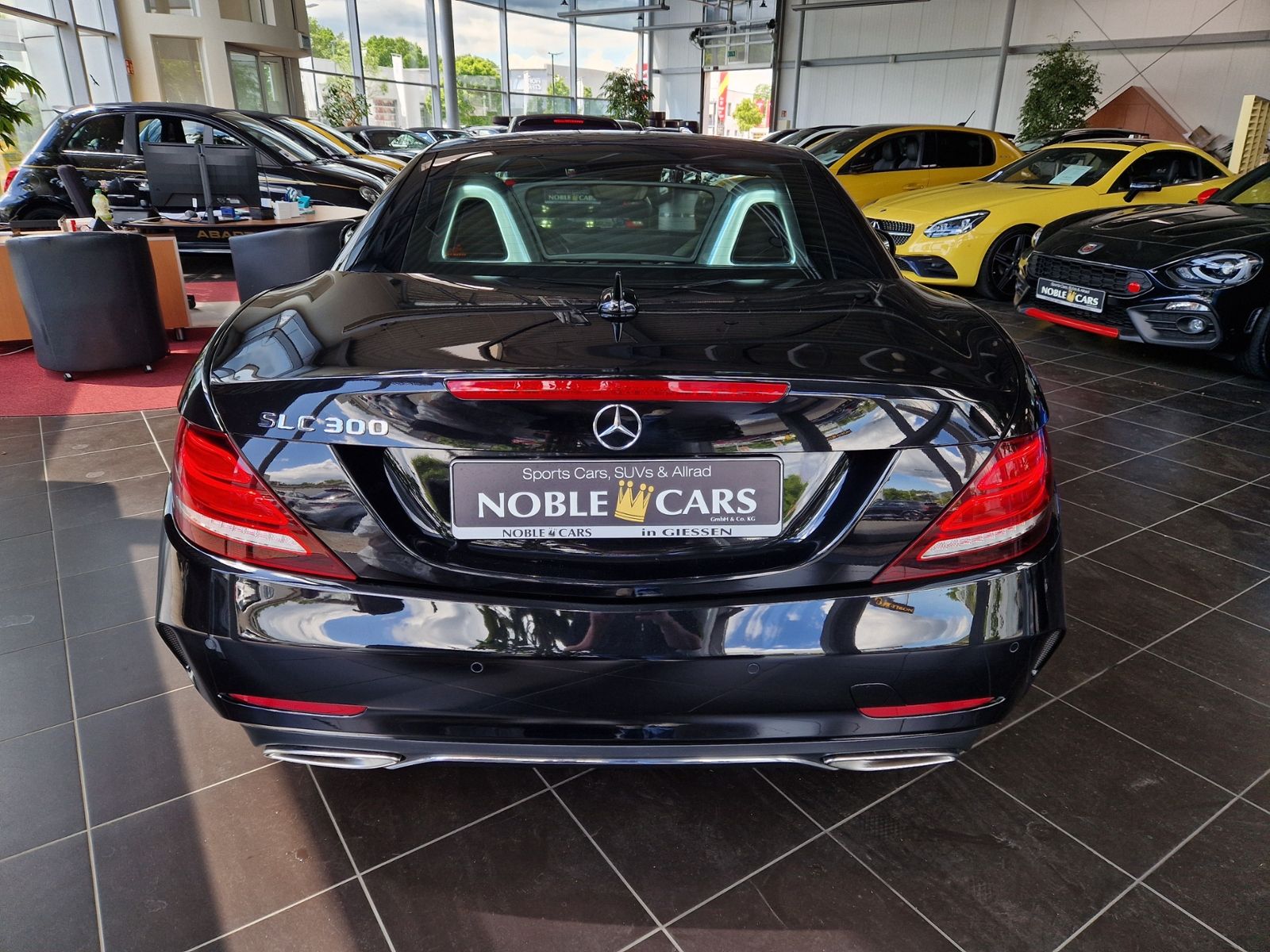 Fahrzeugabbildung Mercedes-Benz SLC 300 AMG Line LED NAVI ALU