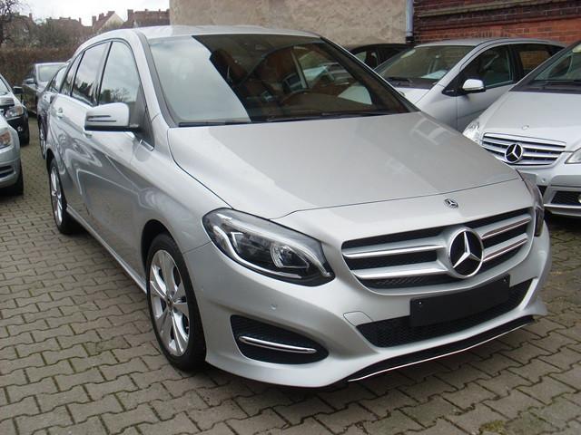 Mercedes-Benz B 220