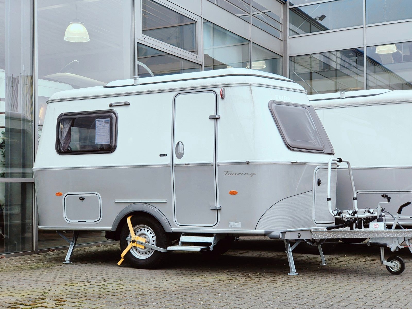 Fahrzeugabbildung HYMER / ERIBA / HYMERCAR Touring 310 Urban - SIE SPAREN 2.854€ !!!