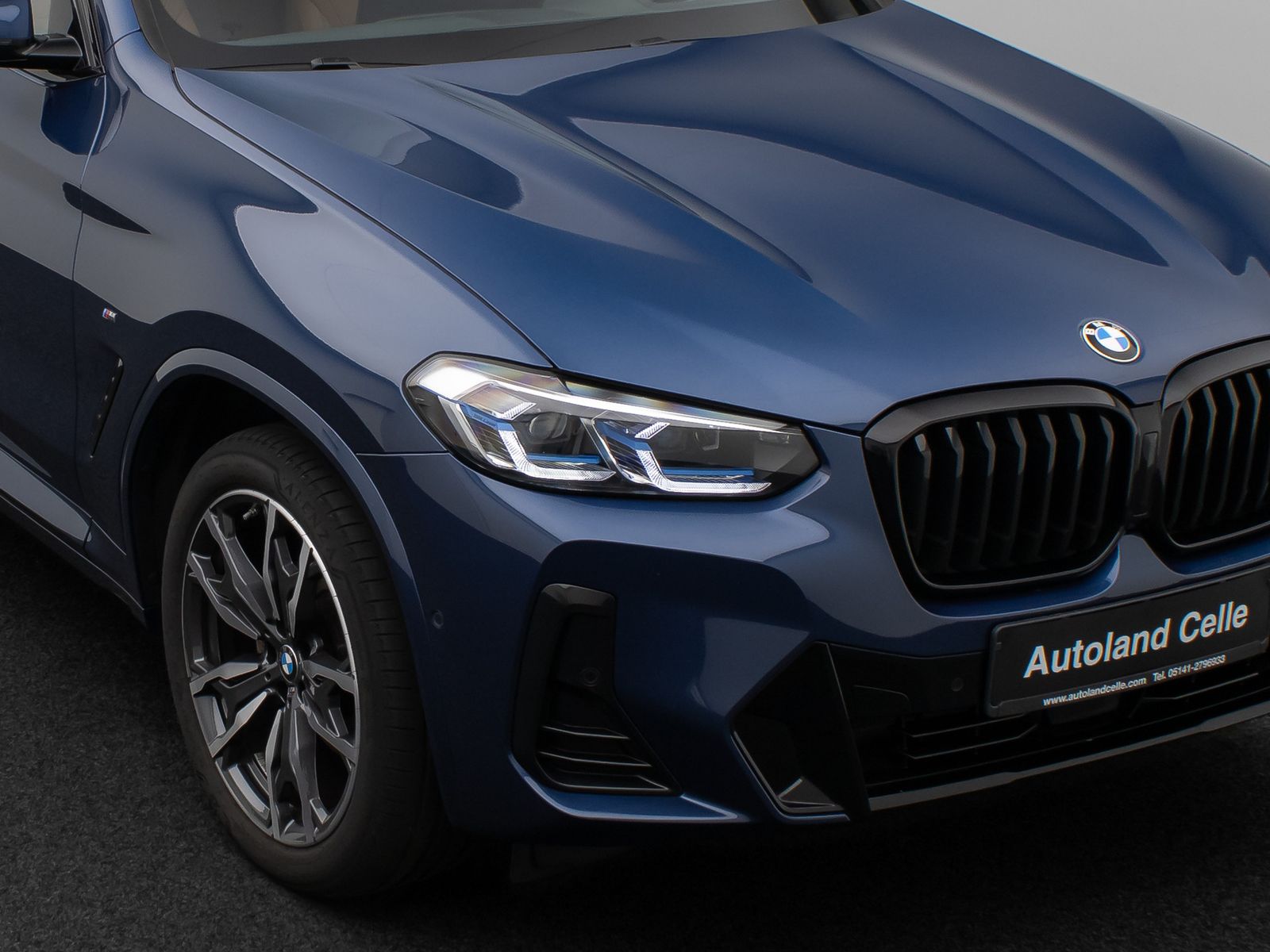 Fahrzeugabbildung BMW X3 xD20d M Sport Kamera Laser HUD DAB H/K 20Zoll