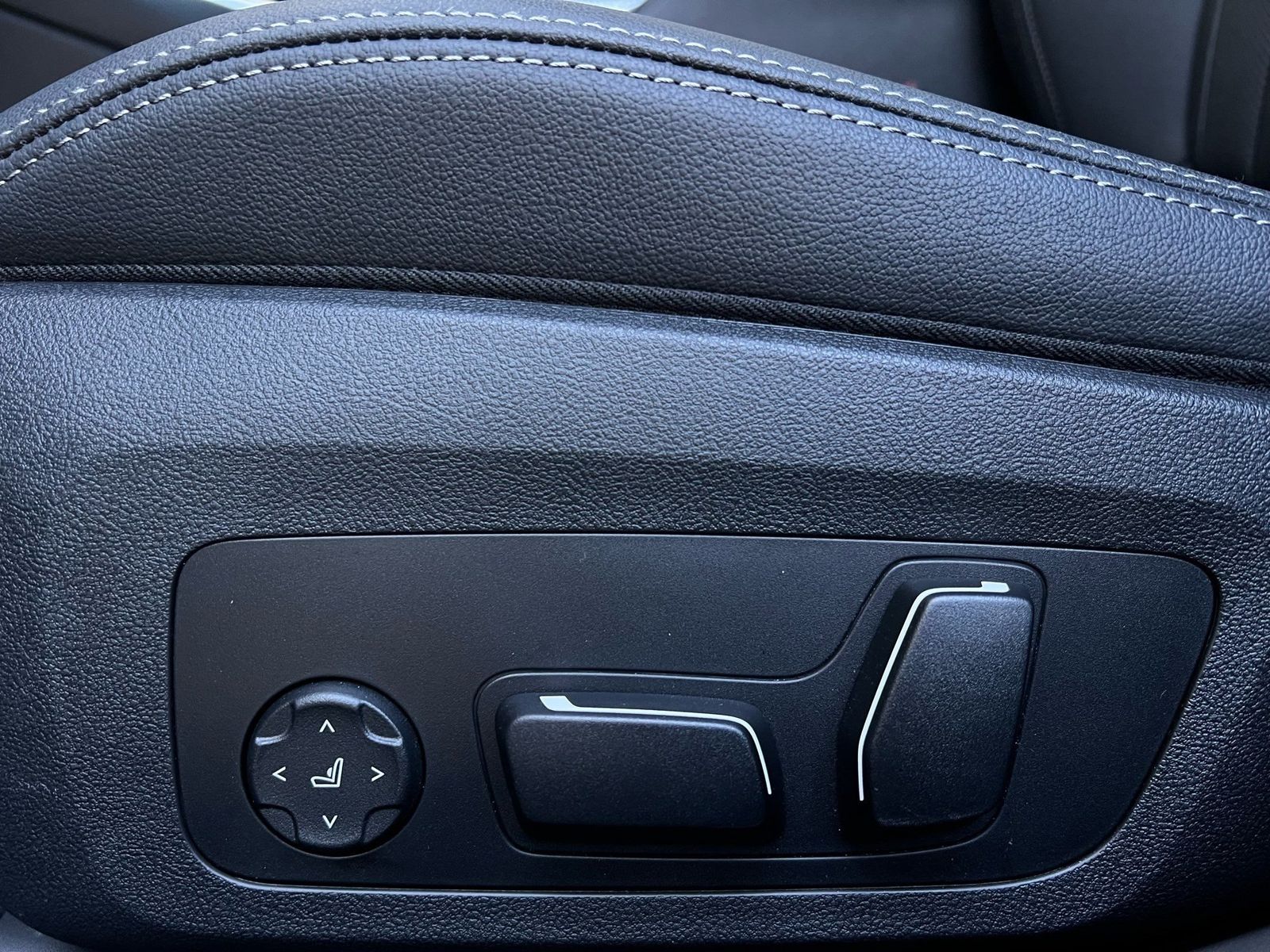 BMW 330 - Bild 8