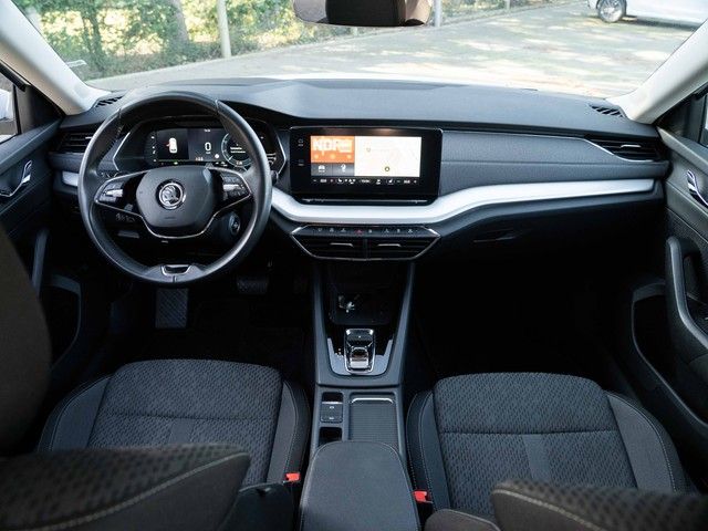 Octavia Combi 2.0 TDI Style DSG AHK+HUD+NAVI+SID