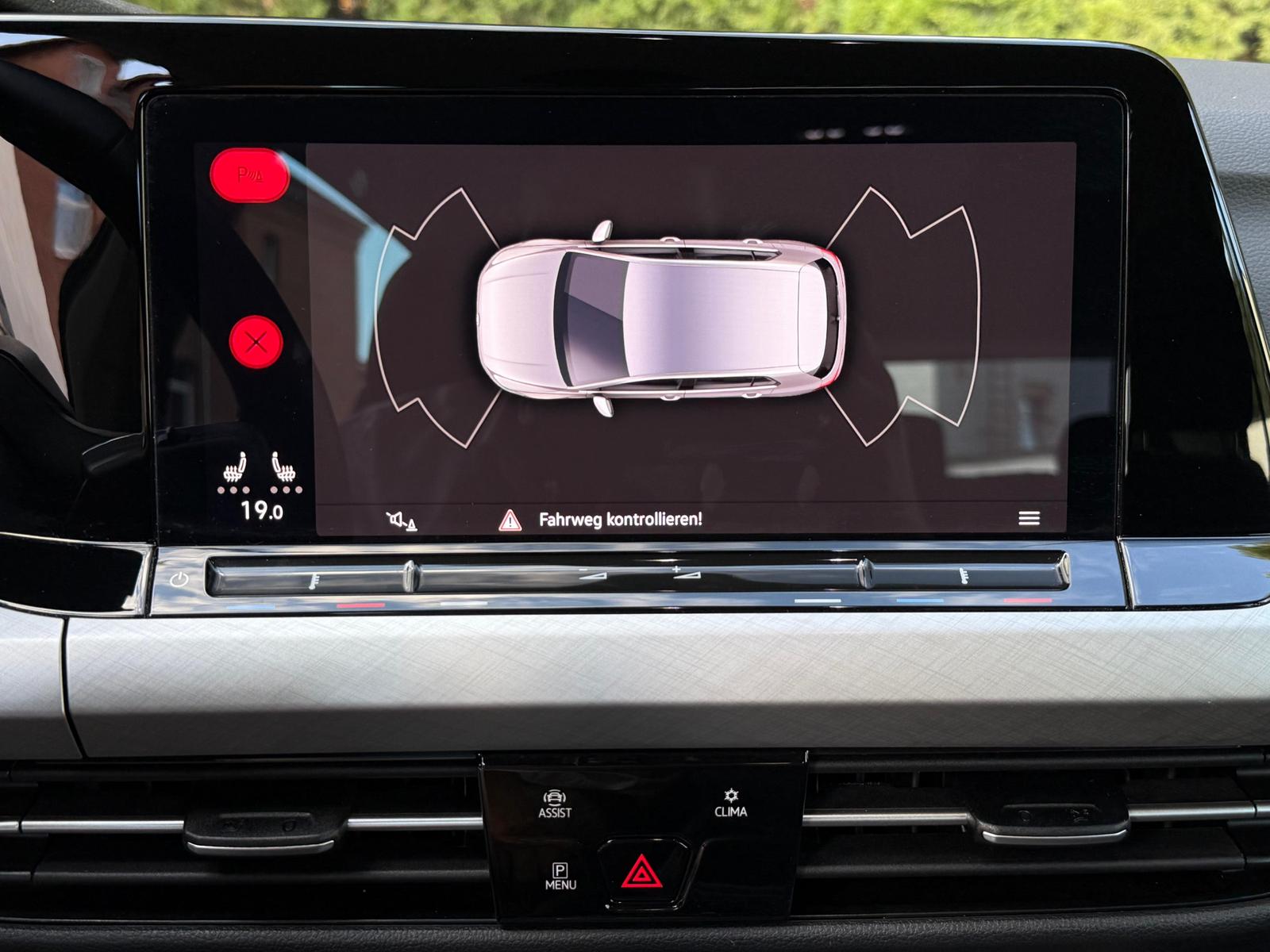 Volkswagen Golf 1.0 eTSI Limo Life LED+NAVI+ACC+SHZ+CARPLAY, миниатюра 22