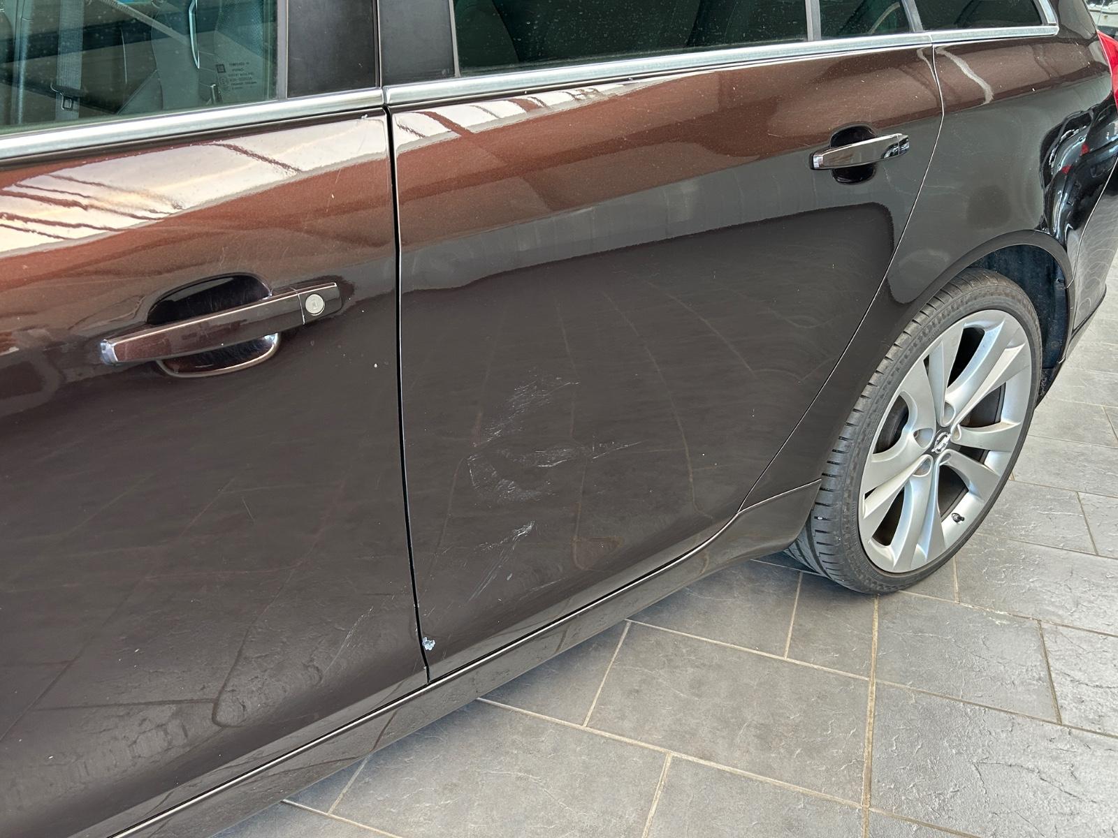 Opel Insignia 2011 — photo 22