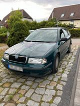 Skoda Octavia 1 1.6 Benzin Kombi - Skoda Octavia aus 1999
