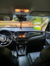 Kia Carens 7 sietzer Motor 1.7 - Kia Carens mit Diesel-Antrieb: Automatik
