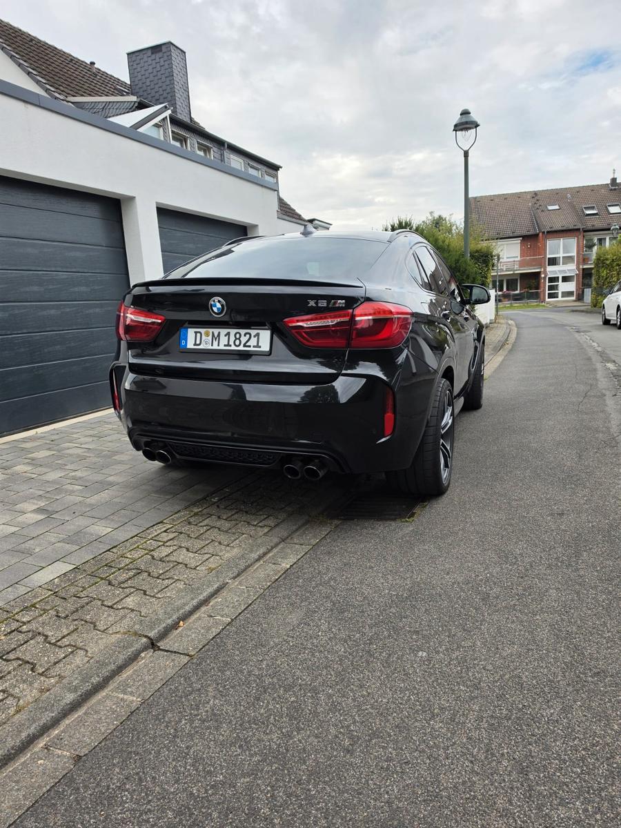 BMW X6 M  Top gepflegt! Lückenlos Scheckheft!