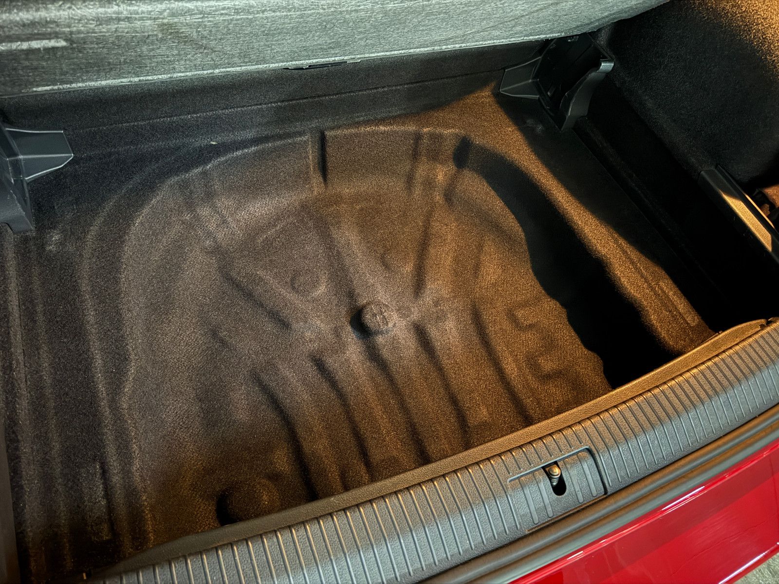 Fahrzeugabbildung Volkswagen Golf 7 TSI SPORTSVAN COMFORTLINE MEDIA PAKET 1.H