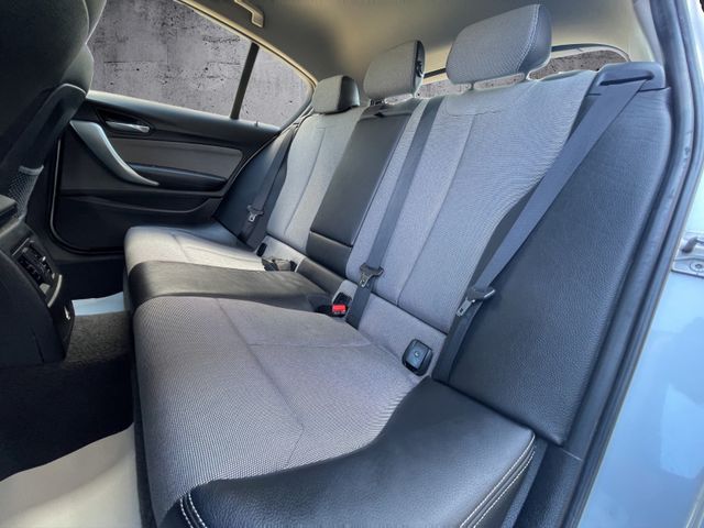 BMW 118 d Lim. Sport Urban*APPLE*LED*XEN*KAMERA*NAVI
