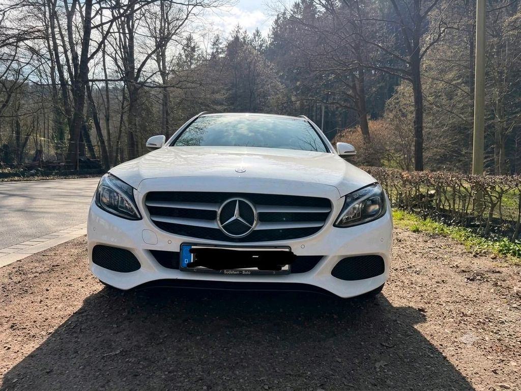 Image of Mercedes-Benz C 220