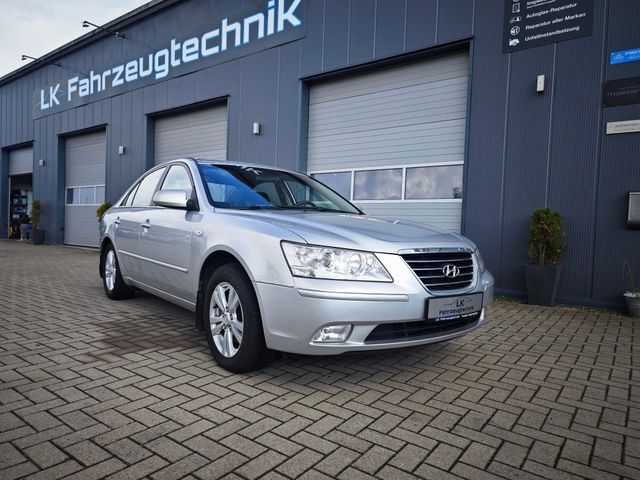 Hyundai SONATA 2,4 Klima, AHK Tüv Neu aus 2. Hand