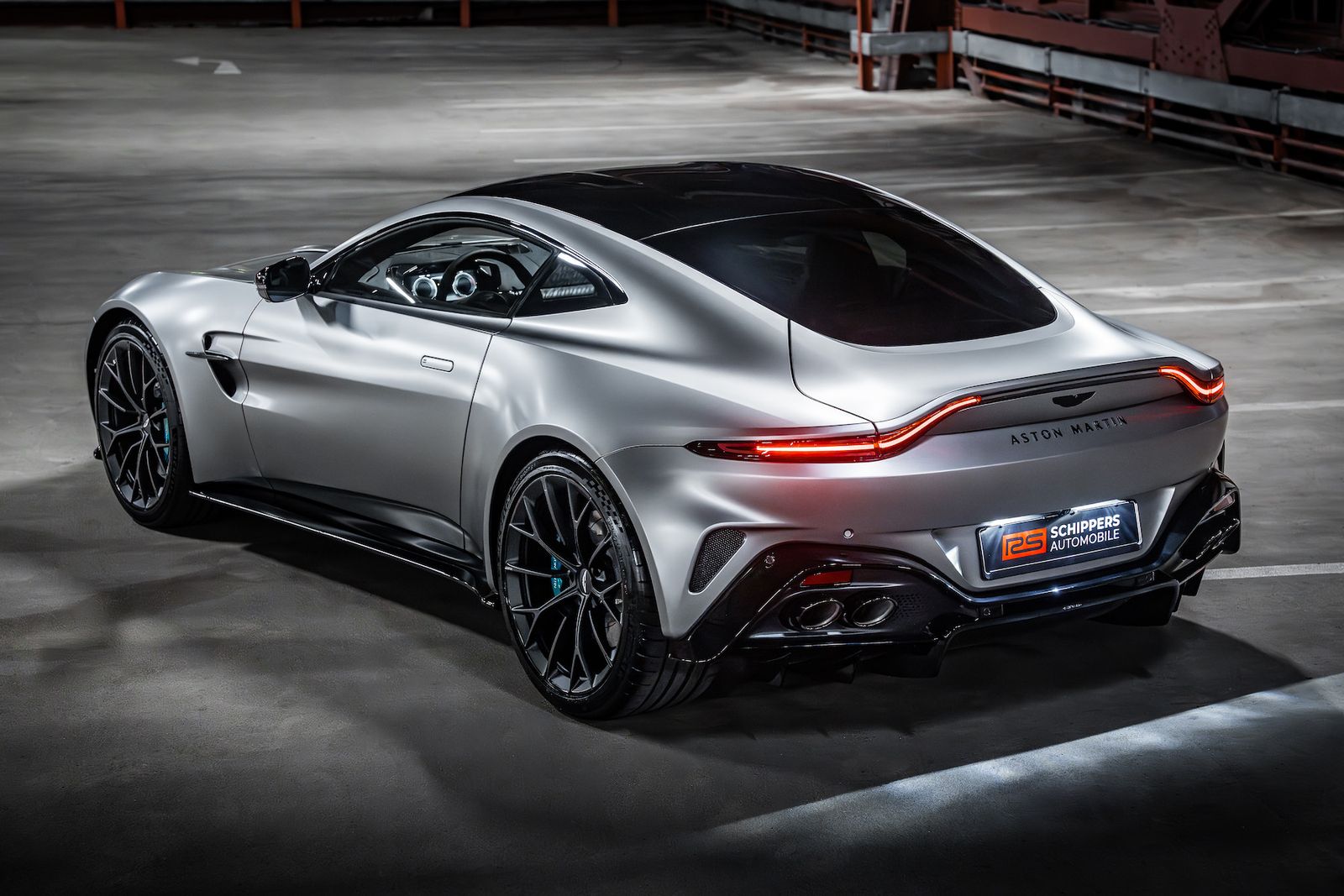 Fahrzeugabbildung Aston Martin V8 Vantage BOWERS&WILKINS|TRAUMAUTO|MY25
