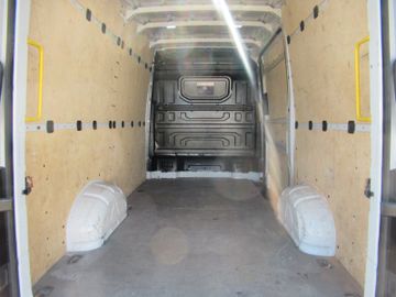Volkswagen Crafter - 10