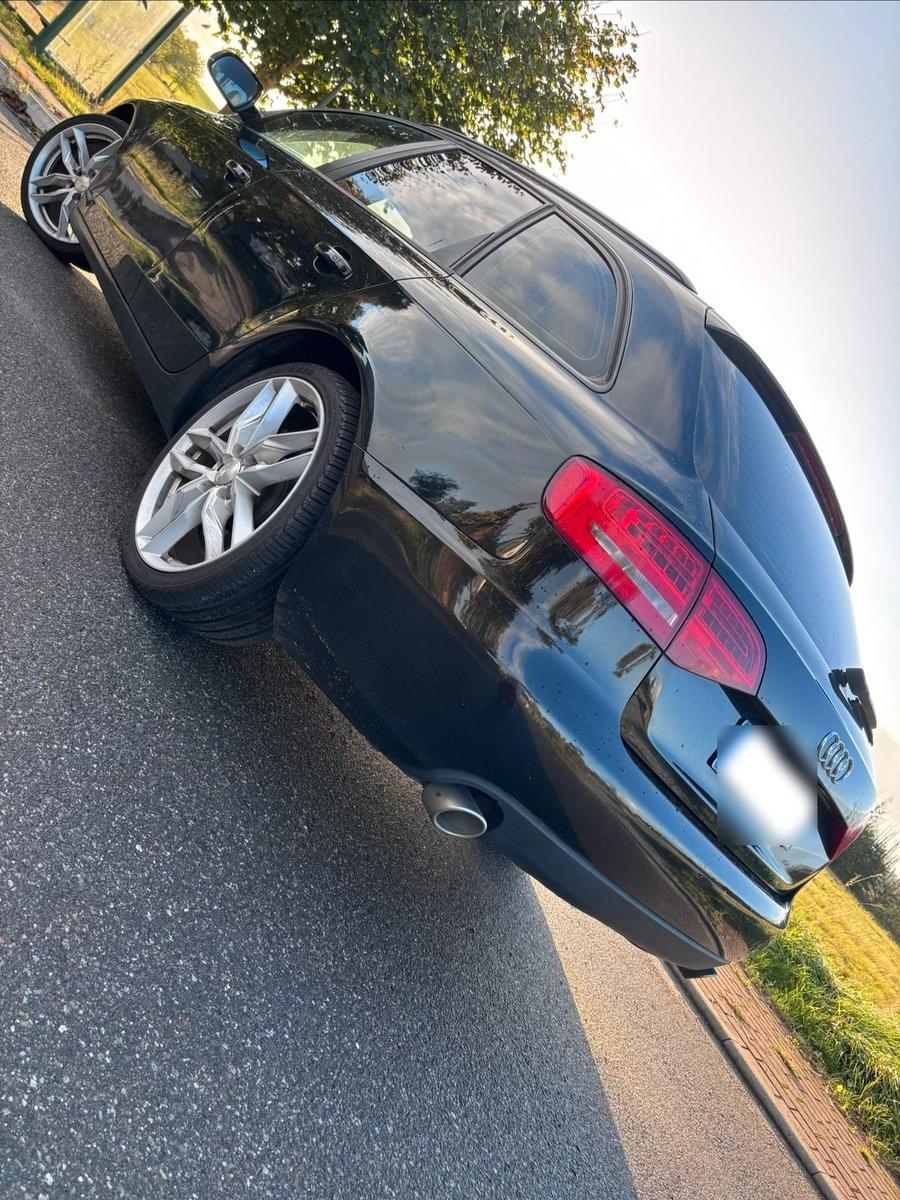 Audi A4 2011 — photo 5