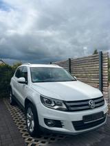 Volkswagen VW Tiguan 2.0TDI 170PS Xenon 19 Zoll Alus - Volkswagen Tiguan: 170 Ps