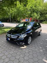 Mercedes-Benz B 250 DCT - - Mercedes-Benz B 250 aus 2013