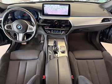 BMW 530 - 11