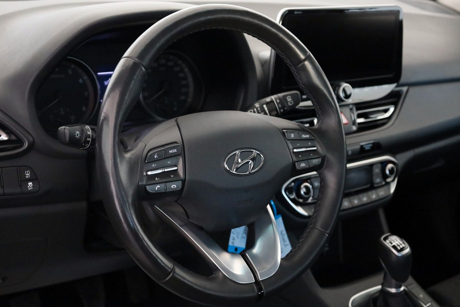 Fahrzeugabbildung Hyundai i30 cw Trend Navi, Kamera, CarPlay, Mild-Hybrid