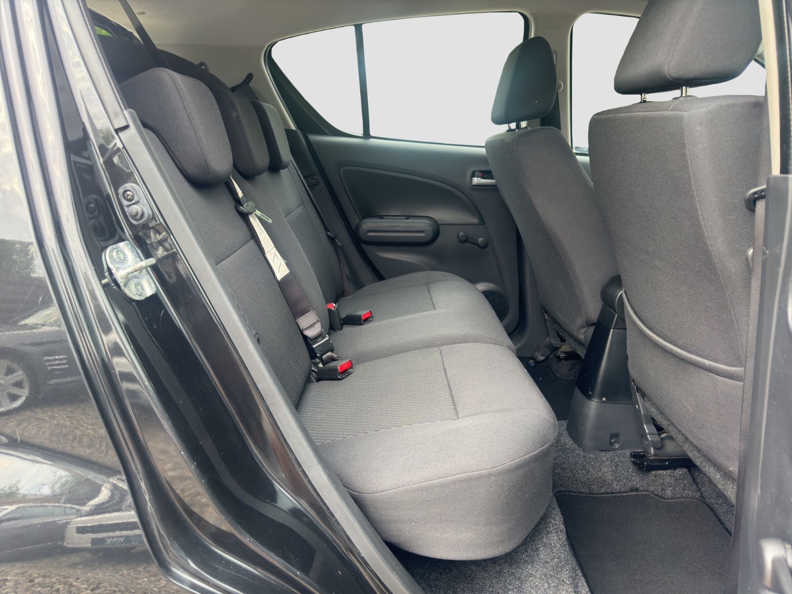 Fahrzeugabbildung Suzuki Splash Comfort/Klimaanlage/Sitzhz./PDC