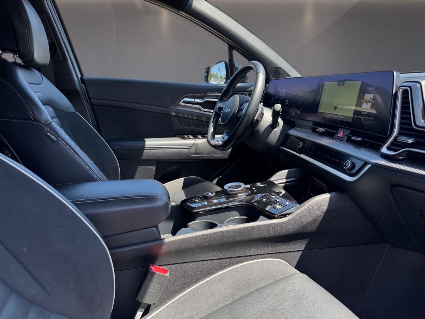 Fahrzeugabbildung Kia Sportage GT-Line Navi Leder Sound 360° AHK-abn.