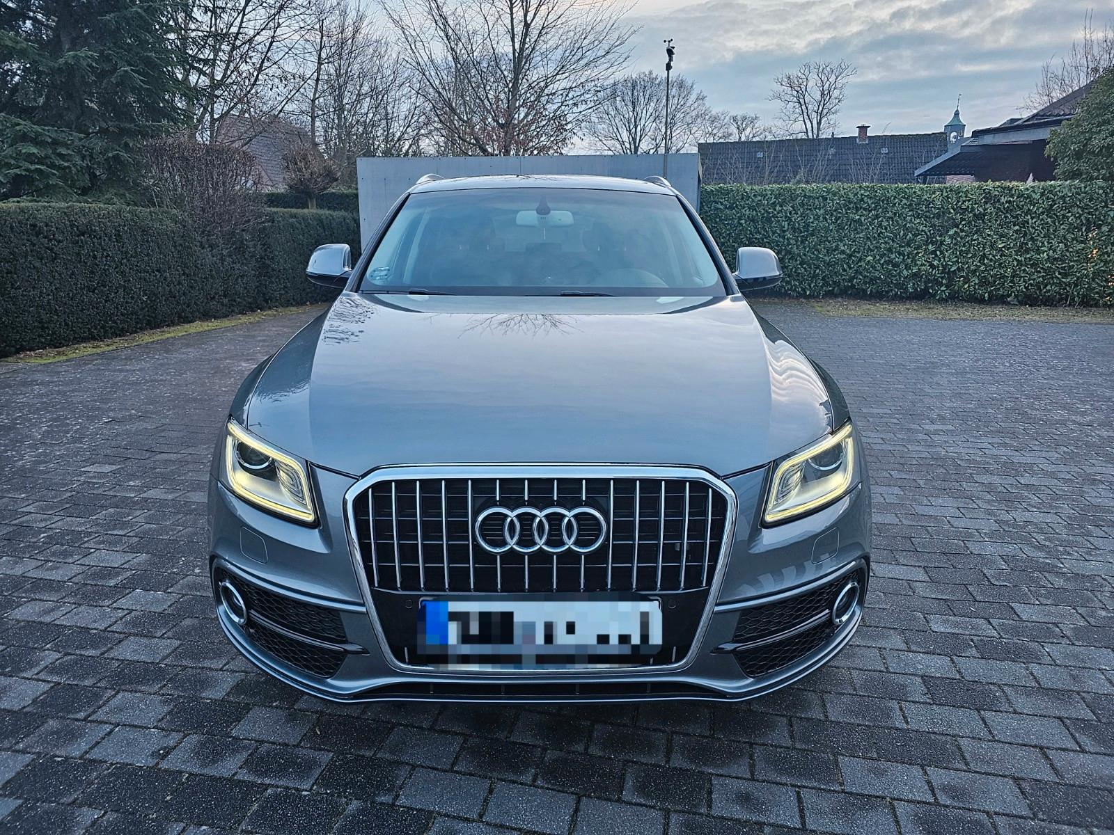 Audi Q5 2.0 TDI S-Line quattro 4x4 2,4T AhL