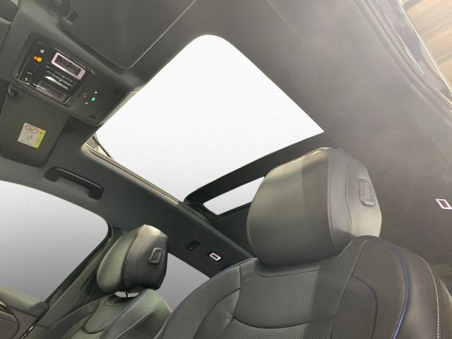 Tiguan 1.5 eTSI DSG R LINE IQ.LIGHT+AHK+PANO+HUD