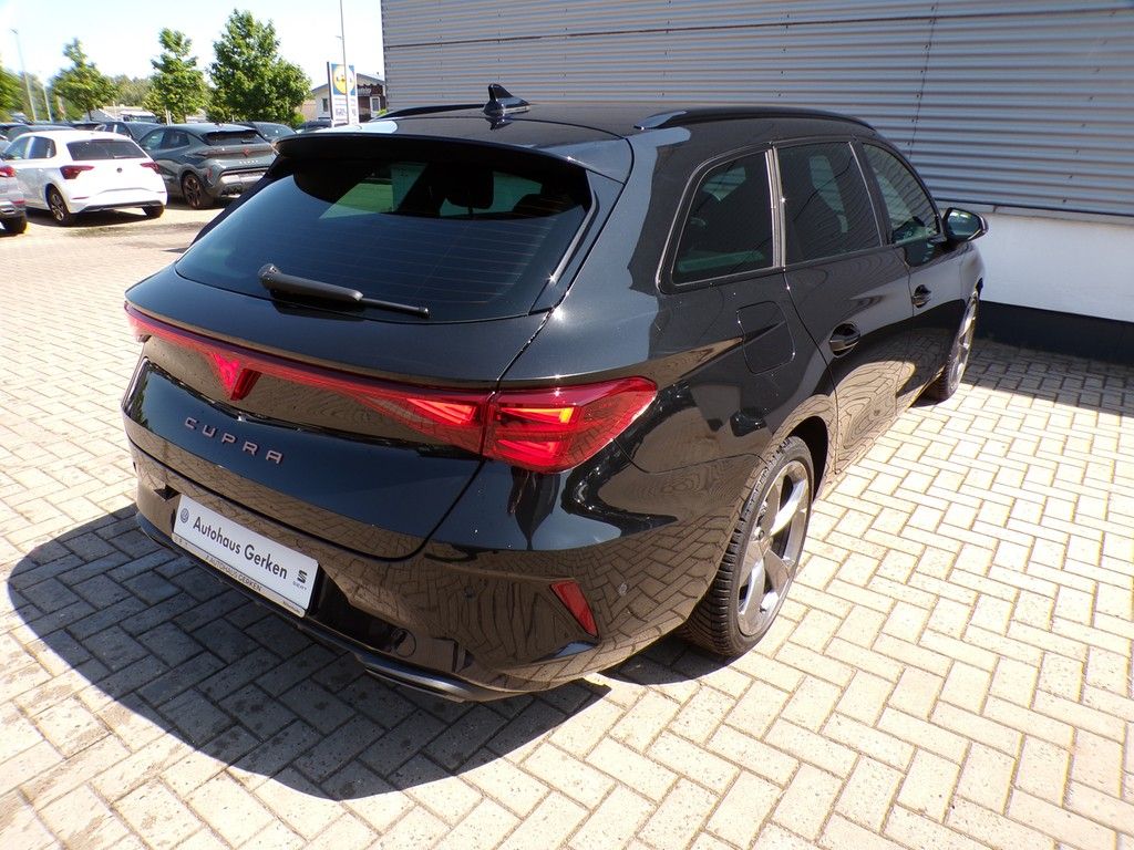 Fahrzeugabbildung CUPRA Leon Sportstourer 1.5 eTSI DSG