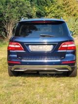 Mercedes-Benz ML 350 BlueTEC 4MATIC - - Mercedes-Benz ML-Klasse mit Diesel-Antrieb: Automatik