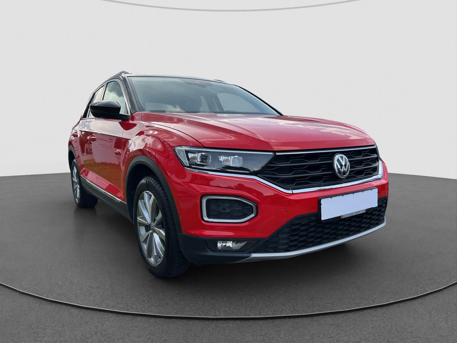 Volkswagen T-Roc 1.5 TSI DSG Style ACC BEATS LED LEDER NAVI