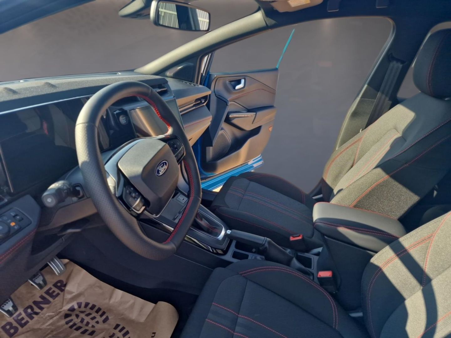Fahrzeugabbildung Ford Puma ST-Line Winterpaket, 60Monate Garantie