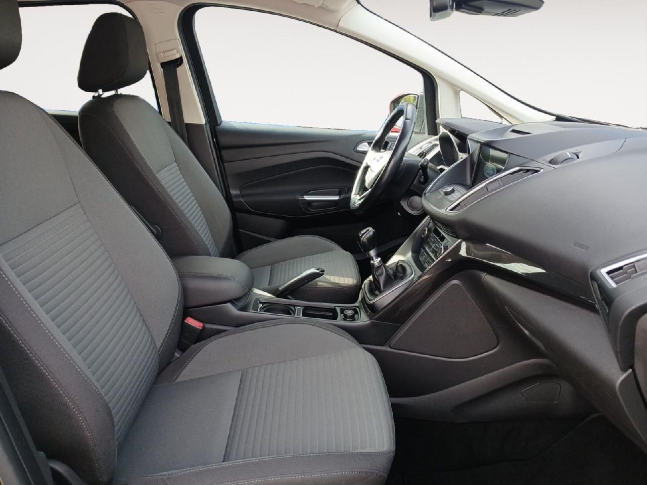 Fahrzeugabbildung Ford C-MAX Titanium