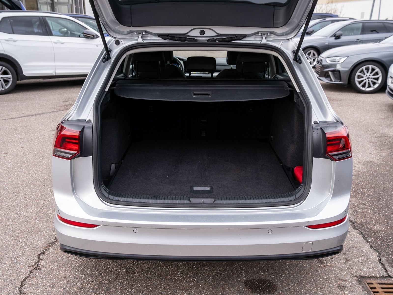 Volkswagen Golf - Bild 9