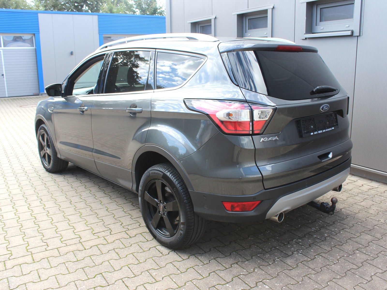 Fahrzeugabbildung Ford Kuga Cool & Connect 2,0 TDCi 4x2 Start/Stopp