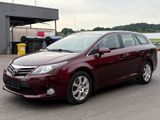Toyota Avensis Kombi Life Kamera Navi Sitz.H Euro5 PDC - Toyota Avensis mit Diesel-Antrieb