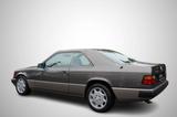 Mercedes-Benz 300 CE H-KENNZEICHEN - Mercedes-Benz 300 mit Benzin-Antrieb: Coupe