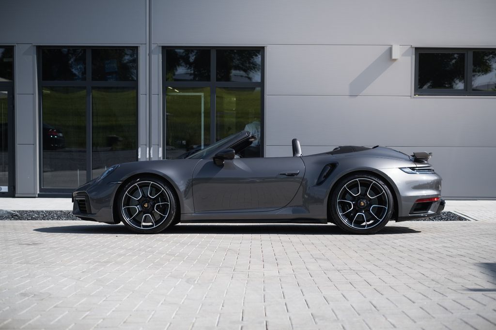 Porsche 911/992 Turbo S Cab., Lift, Sport Design, LED