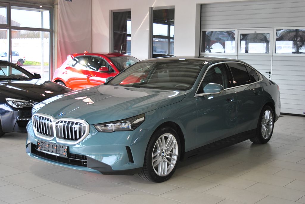 Angebot ansehen BMW i5