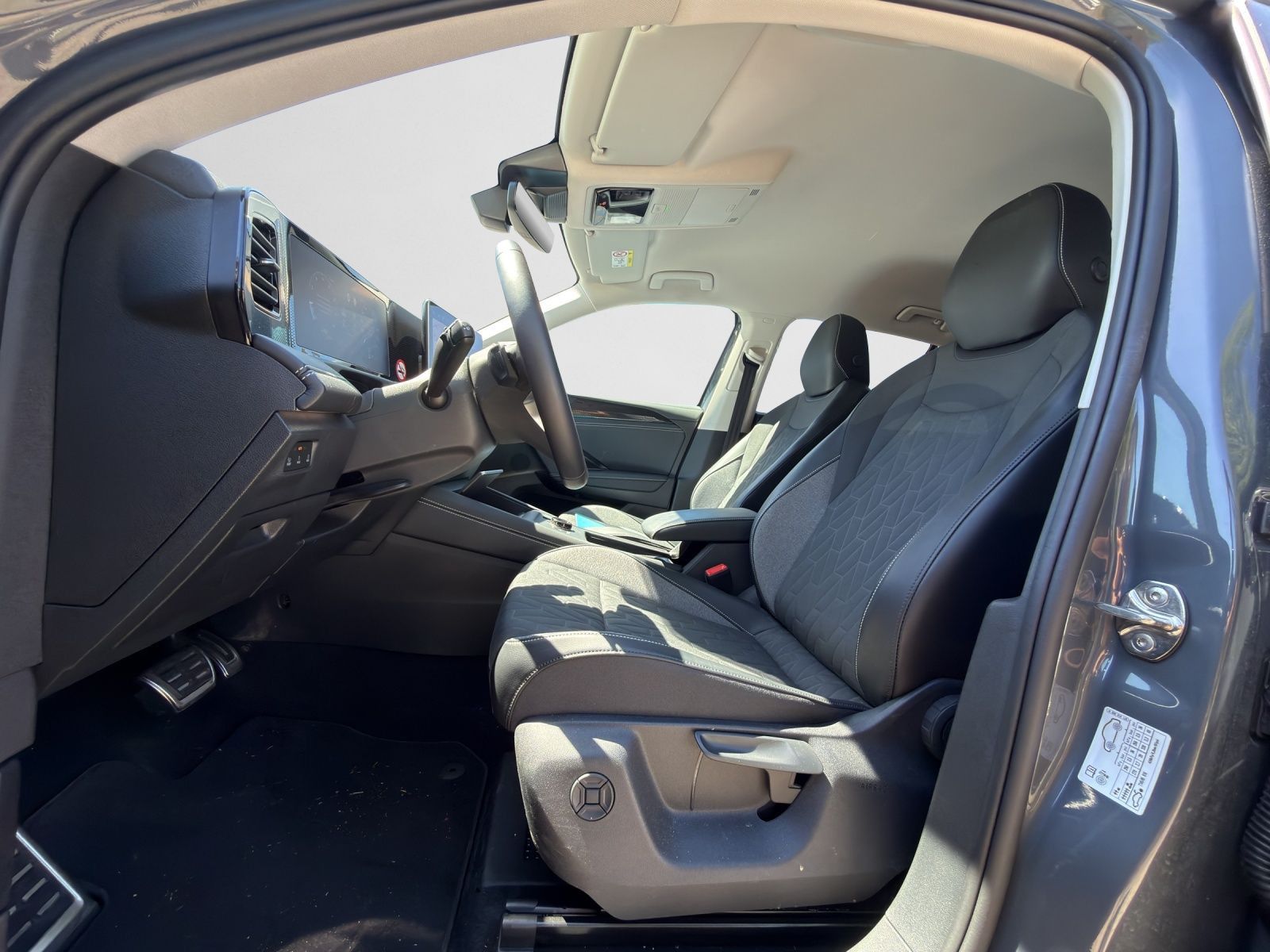 Volkswagen Tiguan - Bild 13