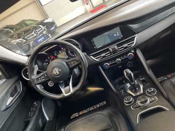 Alfa Romeo Giulia 2,2 JTDM Executive *BI-XENON*ACC*AHK*LED*