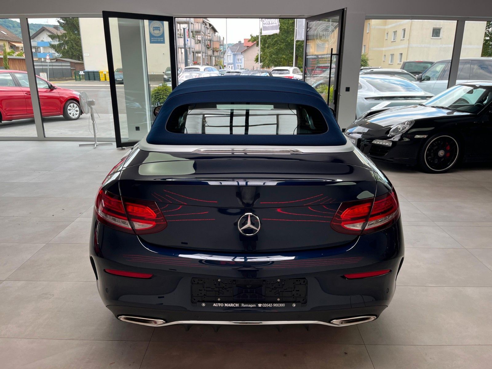 Fahrzeugabbildung Mercedes-Benz C 200 Cabrio AMG-Line*Airscarf*Park-Paket*
