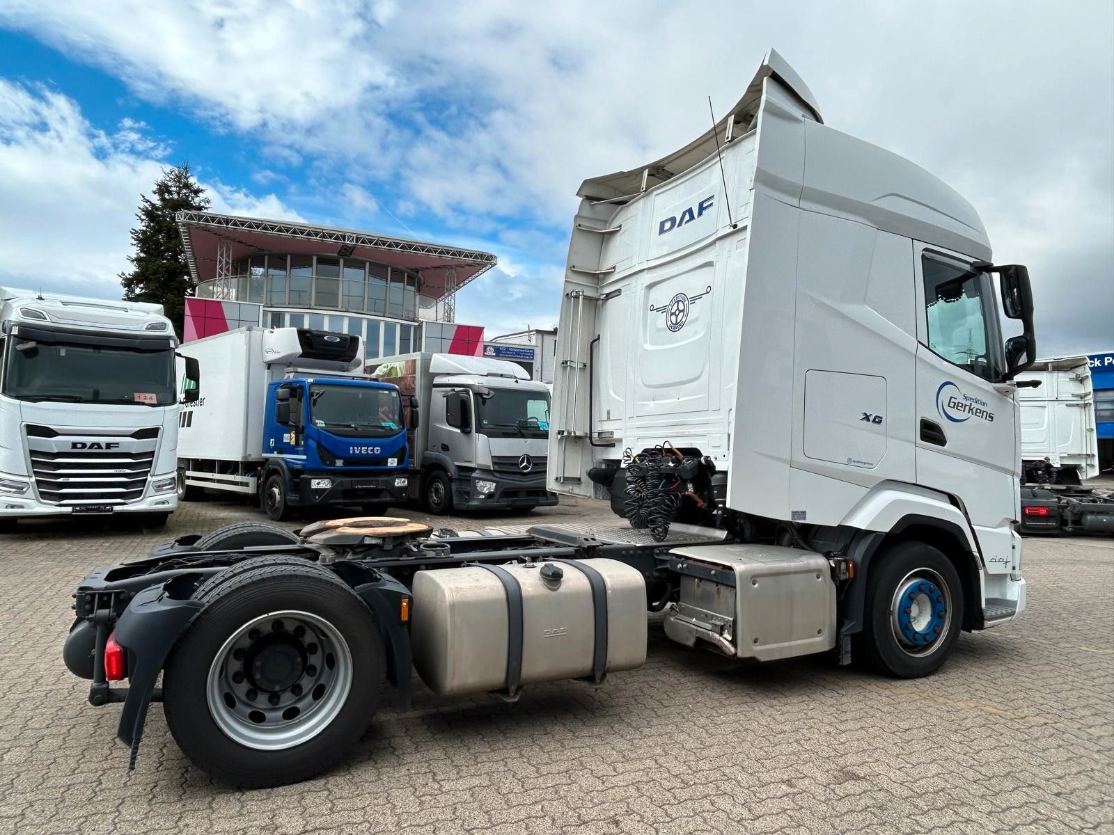 Fahrzeugabbildung DAF XG 480 FT, Low Deck, Intarder