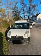 Fiat Doblo 1,6 - Fiat Doblo aus 2013 mit Diesel-Antrieb: Kleinbus