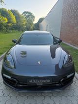 Porsche Panamera Sport Turismo 4 E-Hybrid-Soft-Pano-LED - Porsche Panamera aus 2018 mit Hybrid-Antrieb