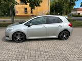 Toyota Auris E15 - Toyota Auris E15