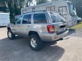 Jeep Grand Cherokee Limited 4.7 V8 , 4 Zoll Fahrwerk - Jeep Grand Cherokee mit Benzin-Antrieb: Geländewagen, Automatik, 4.7
